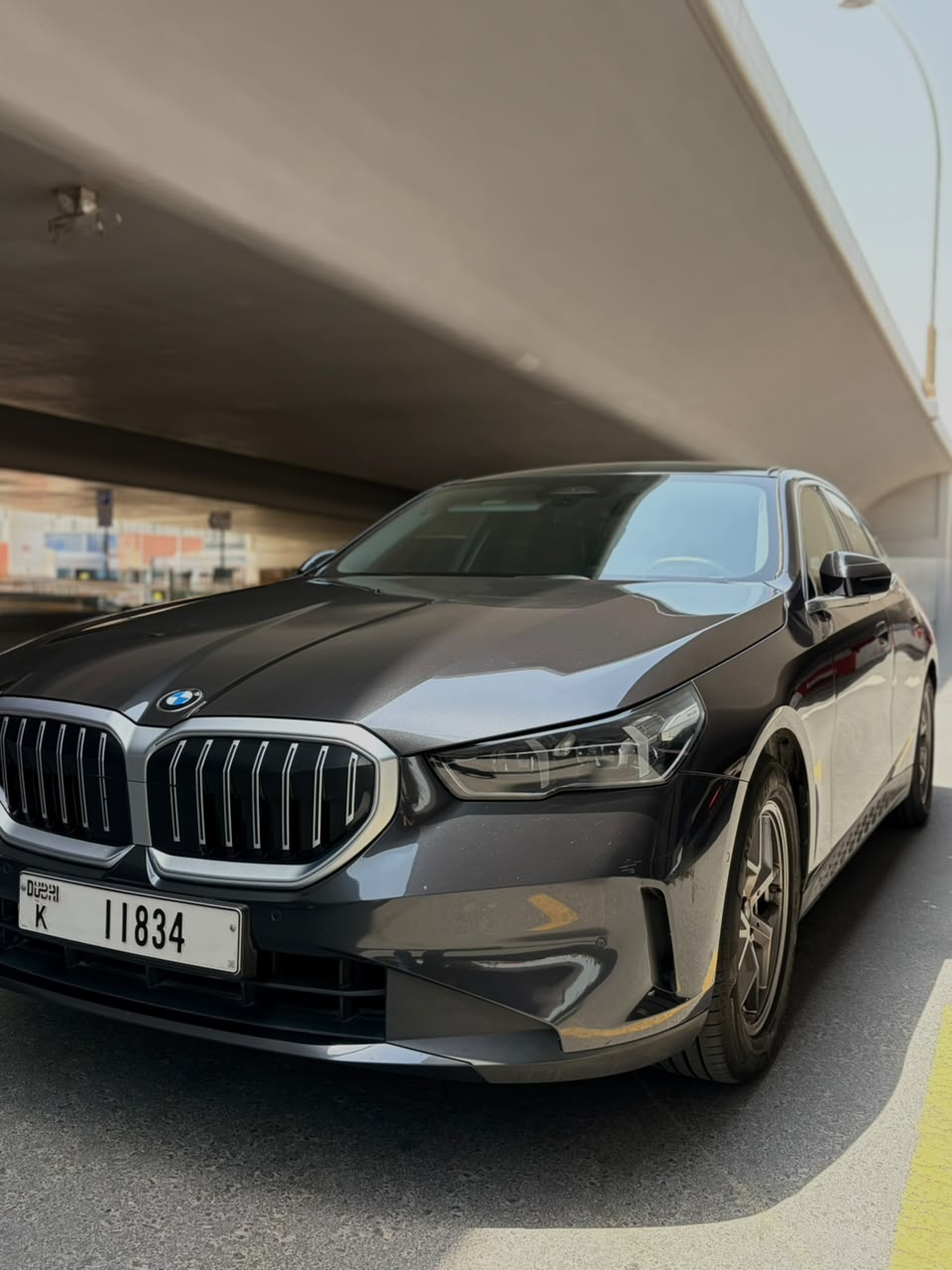 BMW 520i 2024 View 3