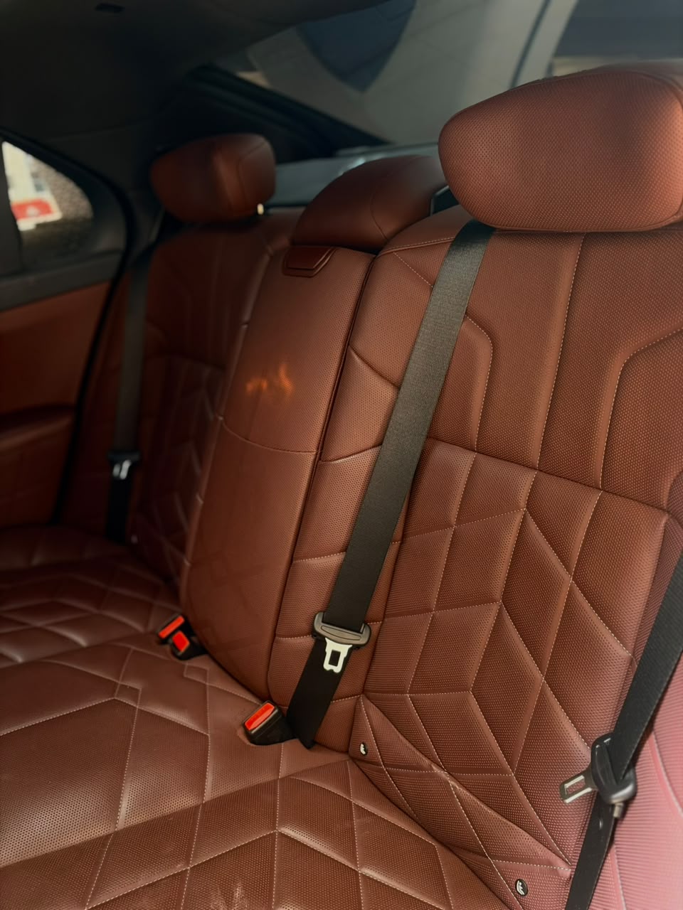 BMW 7 series View 5