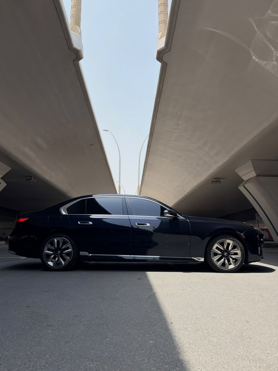 BMW 7 series View 6